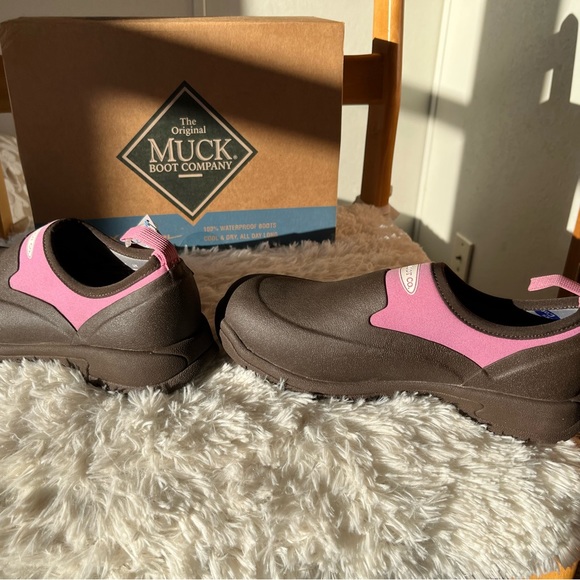 The Original Muck Boot Company size 5, true to size. New with tags. - Picture 4 of 10